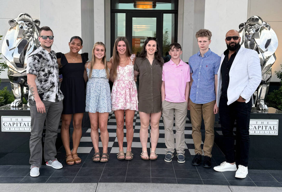 National-Qualifers-Team-Dinner-scaled.jpg